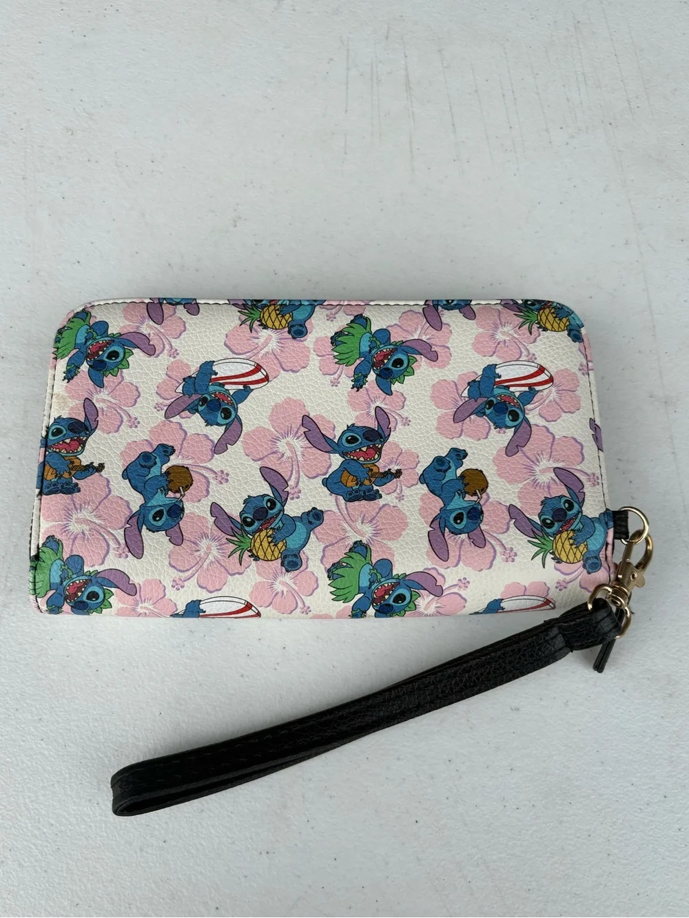 Disney Stitch Hawaiian Floral Zip Around Wallet Wristlet Lilo & Stitch